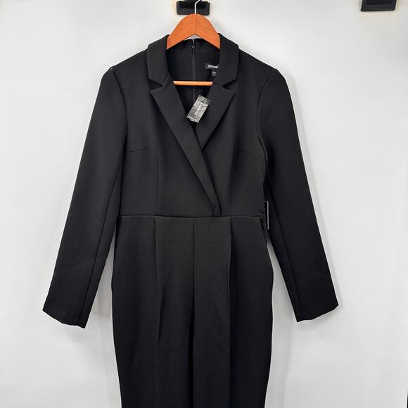 EXPRESS NWT Black Collared V-Neck Jumpsuit // 8 - Picture 4 of 13